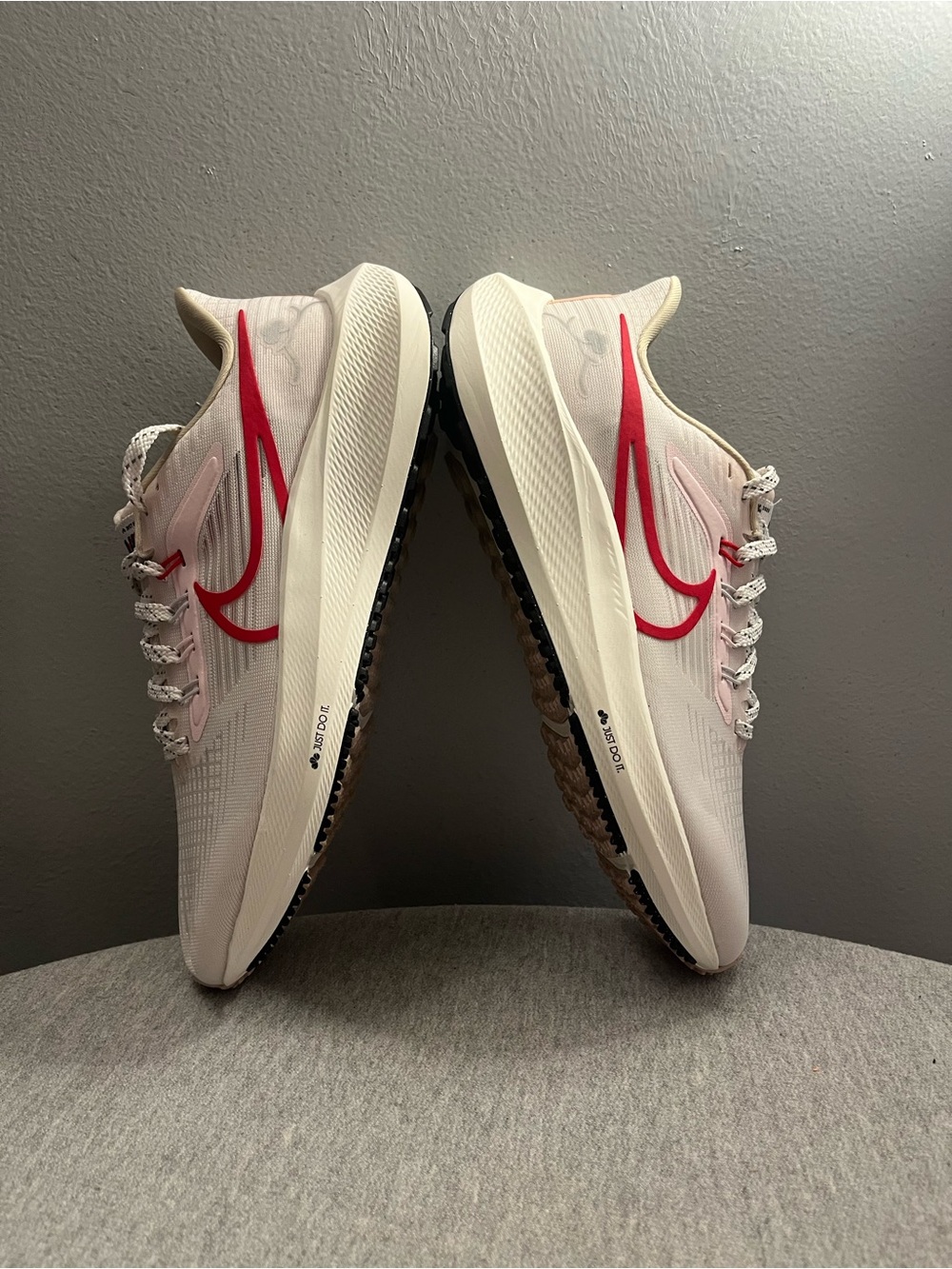 Nike Air Zoom Pegasus 39 Sail University Red Women's Shoe Size 9 FD4344-161 - Picture 7 of 11